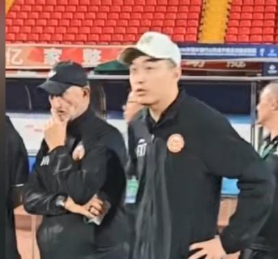 冯潇霆：扎实的能力是一切的基础，年轻球员得有清晰职业规划